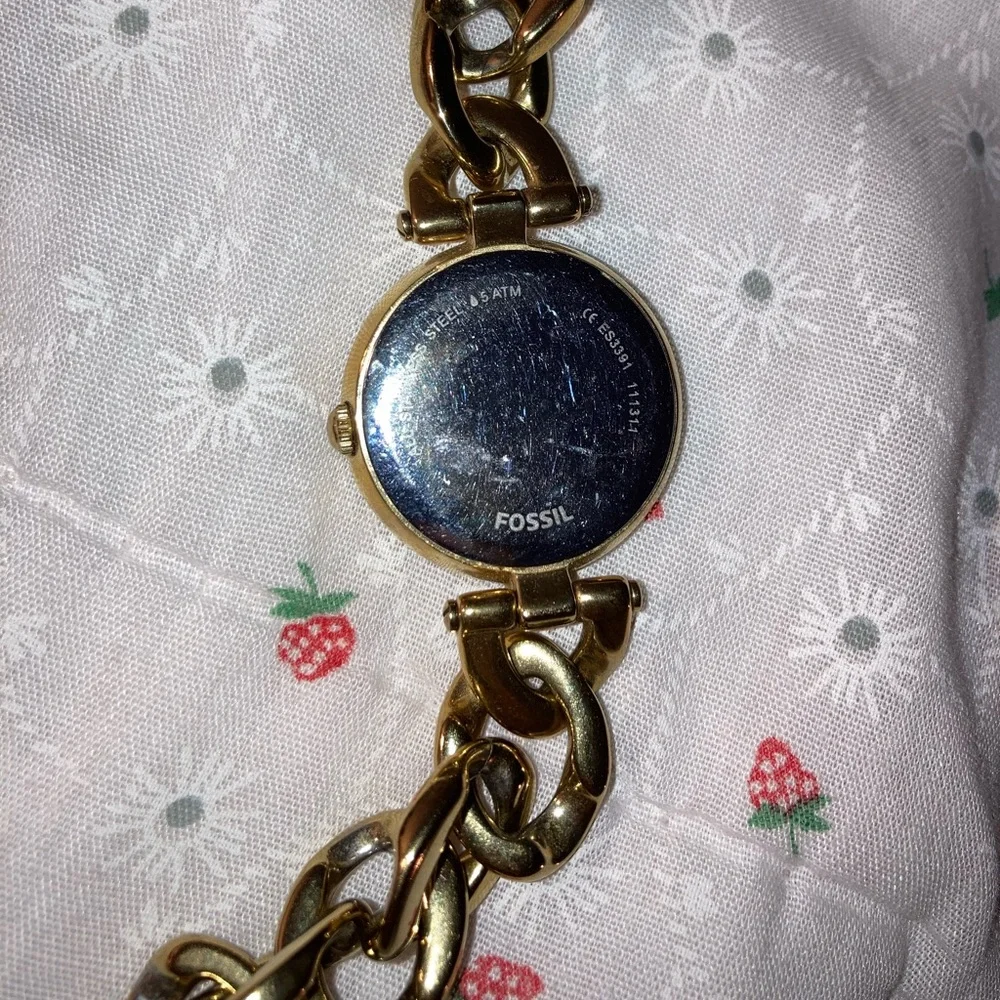 Fossil Watch - Picture 3 of 3